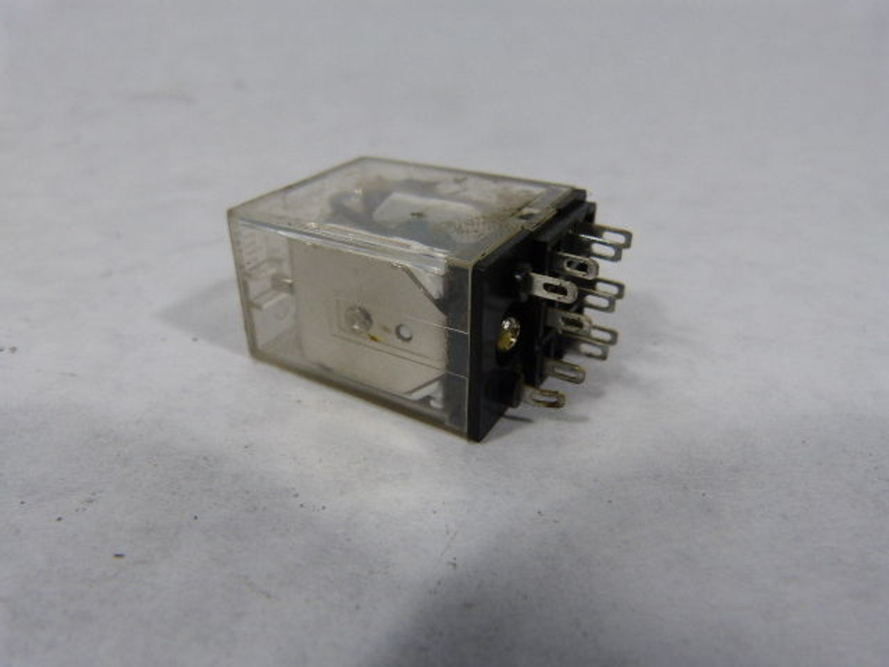 Fuji HH53PDC24V Control Relay 110VAC Coil 5A 11 Pin USED