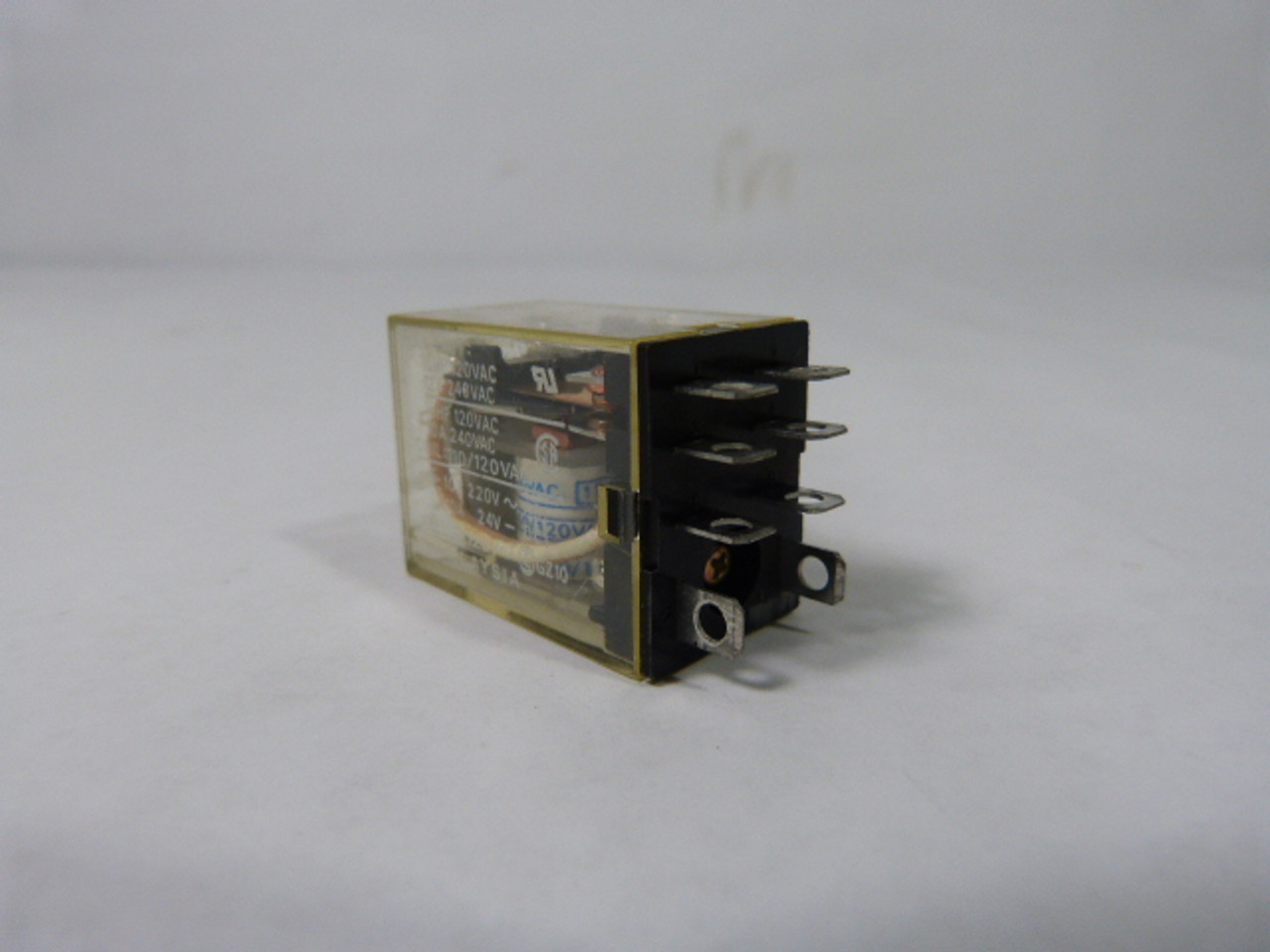 Omron LY2-AC110/120 Relay 110/120VAC USED