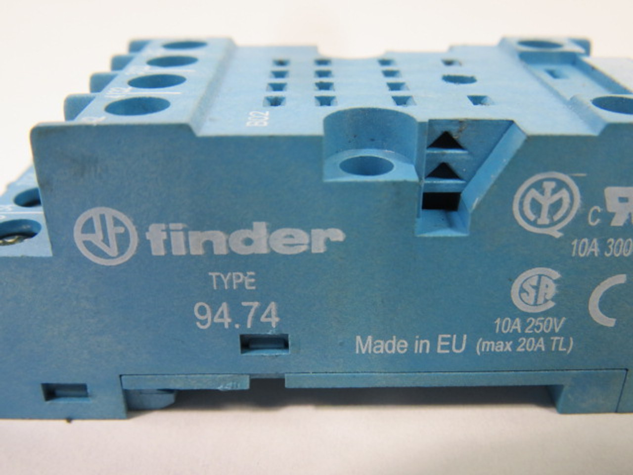 Finder Relay Socket / Base 94.74 10A 250V USED