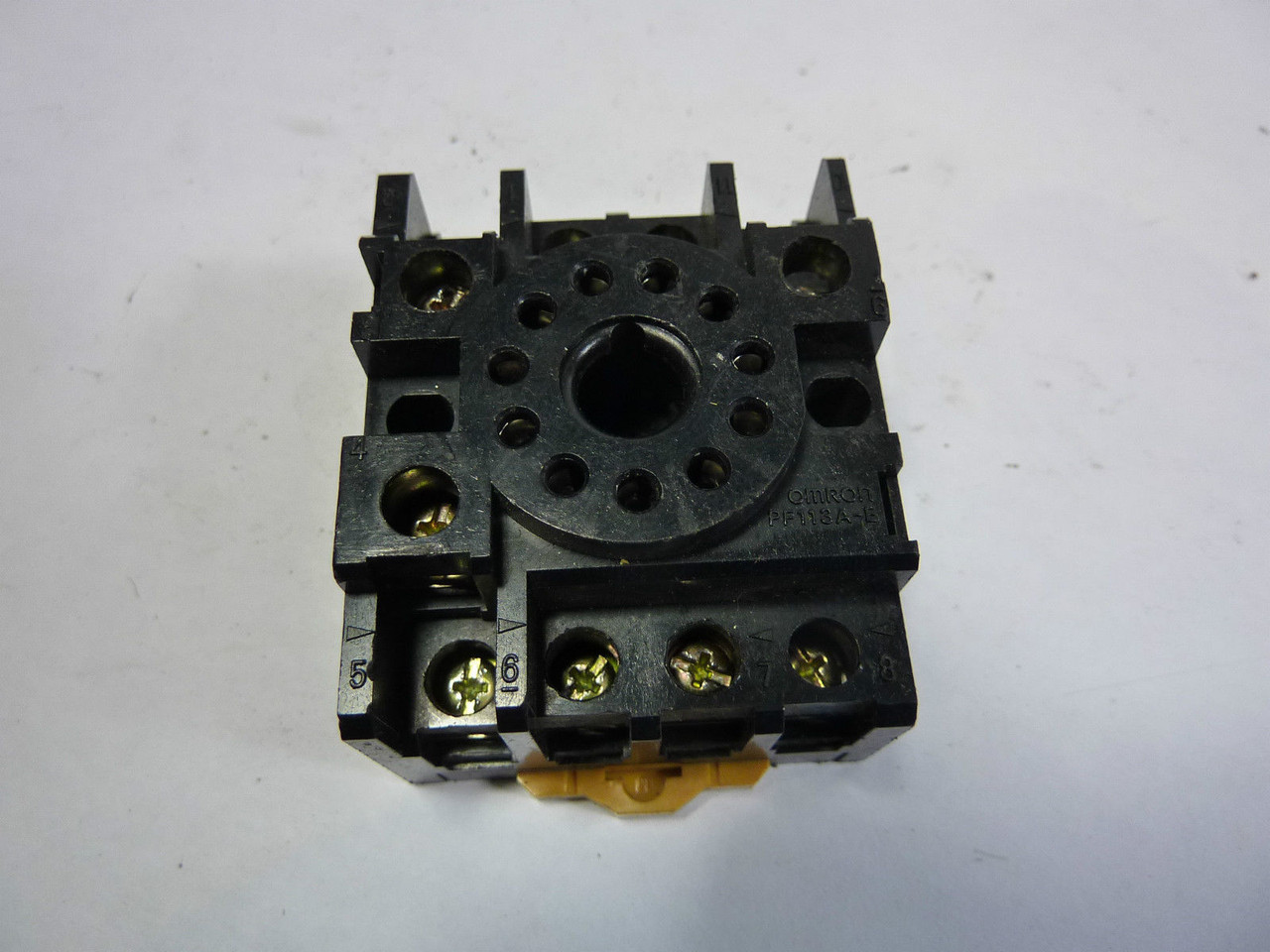 Omron PF113A-E Relay Socket 11 Pin 250V 10A USED