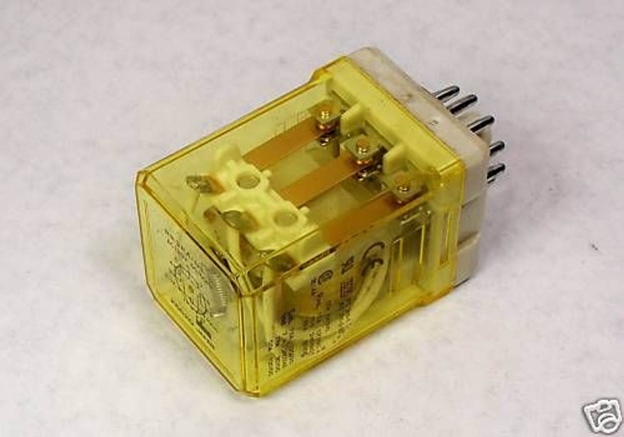 IDEC RR3PA-UL 11 Pin 120VAC General Purpose Relay USED