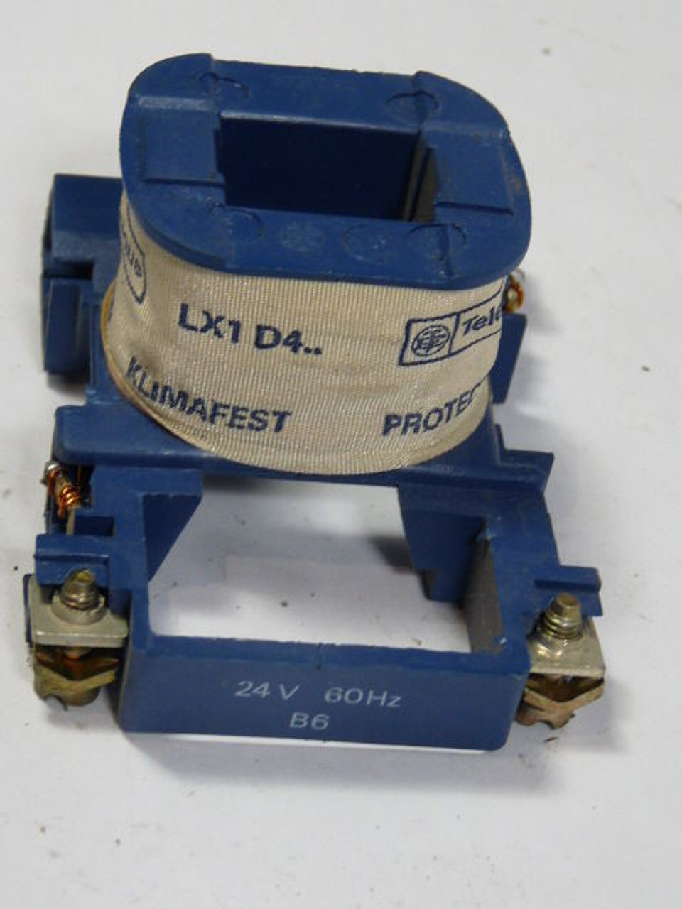 Telemecanique LX1-D4B6 Coil 24VAC 60Hz for IEC Contactor USED