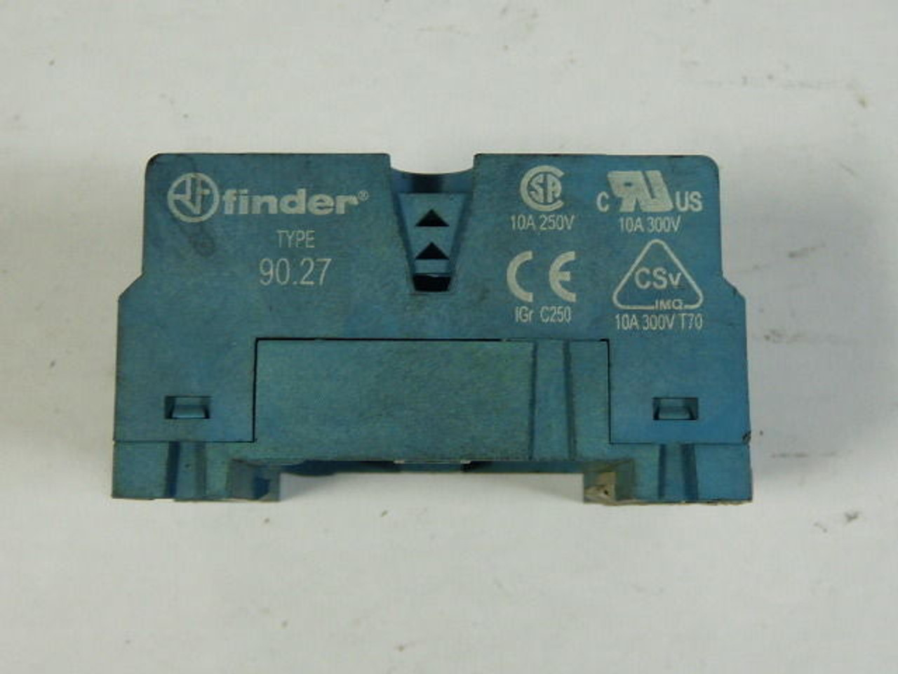 Finder 90.27 Relay Socket 250/300V 10A USED