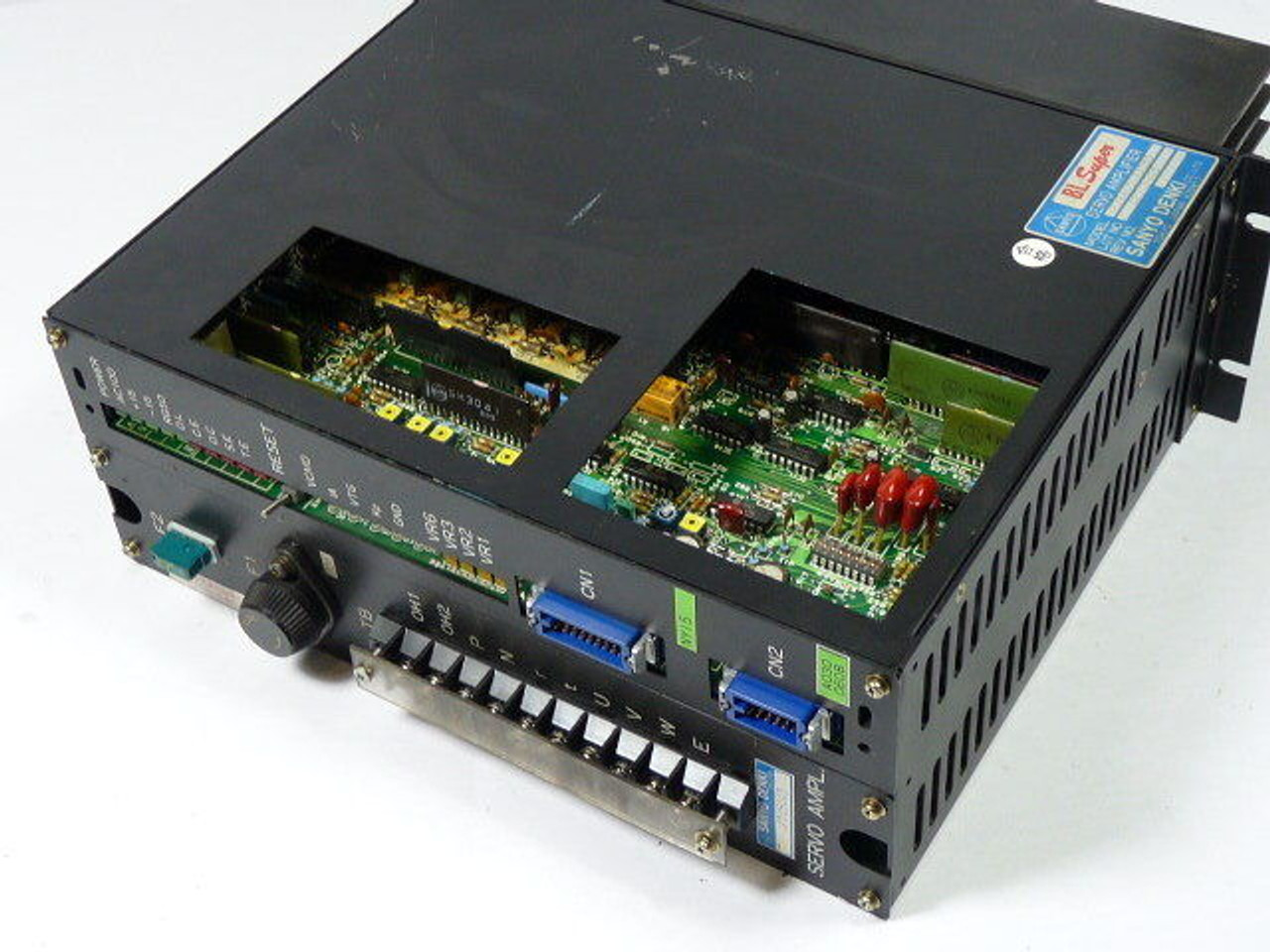 Hitachi Sanyo Denki 27BA030FXTHS Super Servo Amplifier 20A USED