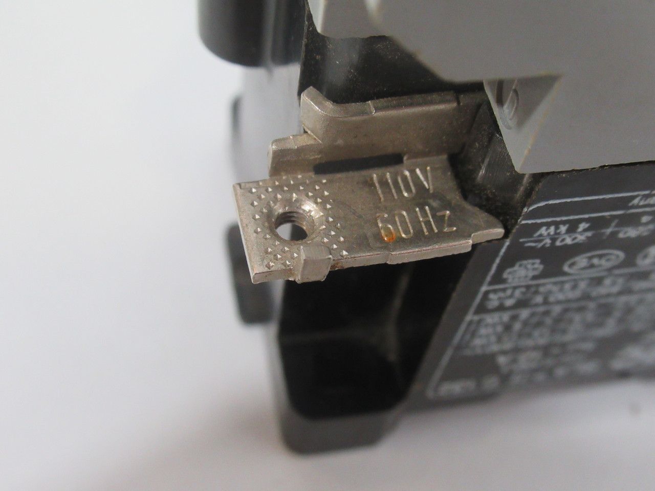 BBC SLA7-II-B132 Contactor 110V@60Hz 3S 2O *Missing Contact Screw* USED