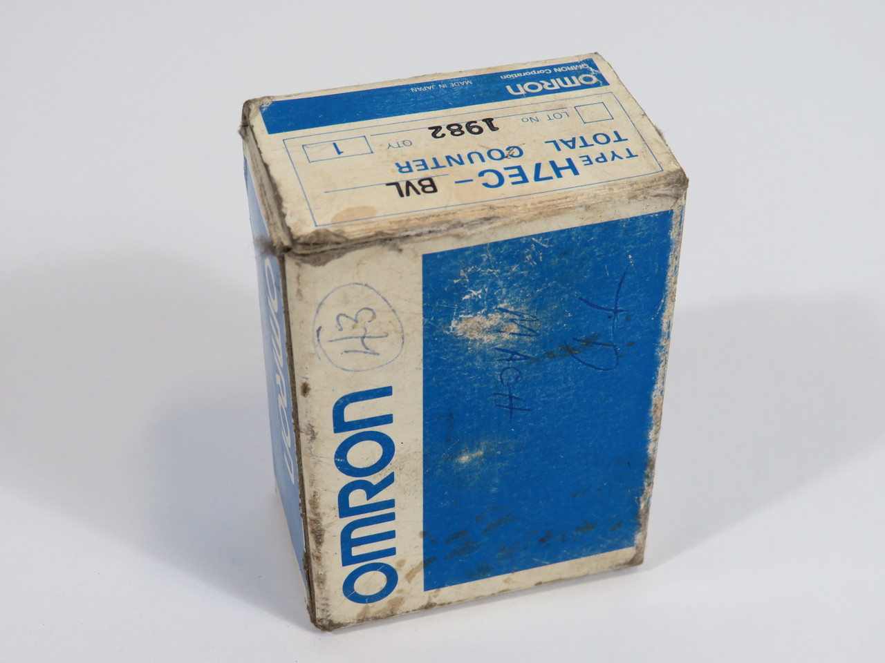 Omron H7EC-BVL Total Counter Screw Terminals 5-30VDC 30cps ! NEW !