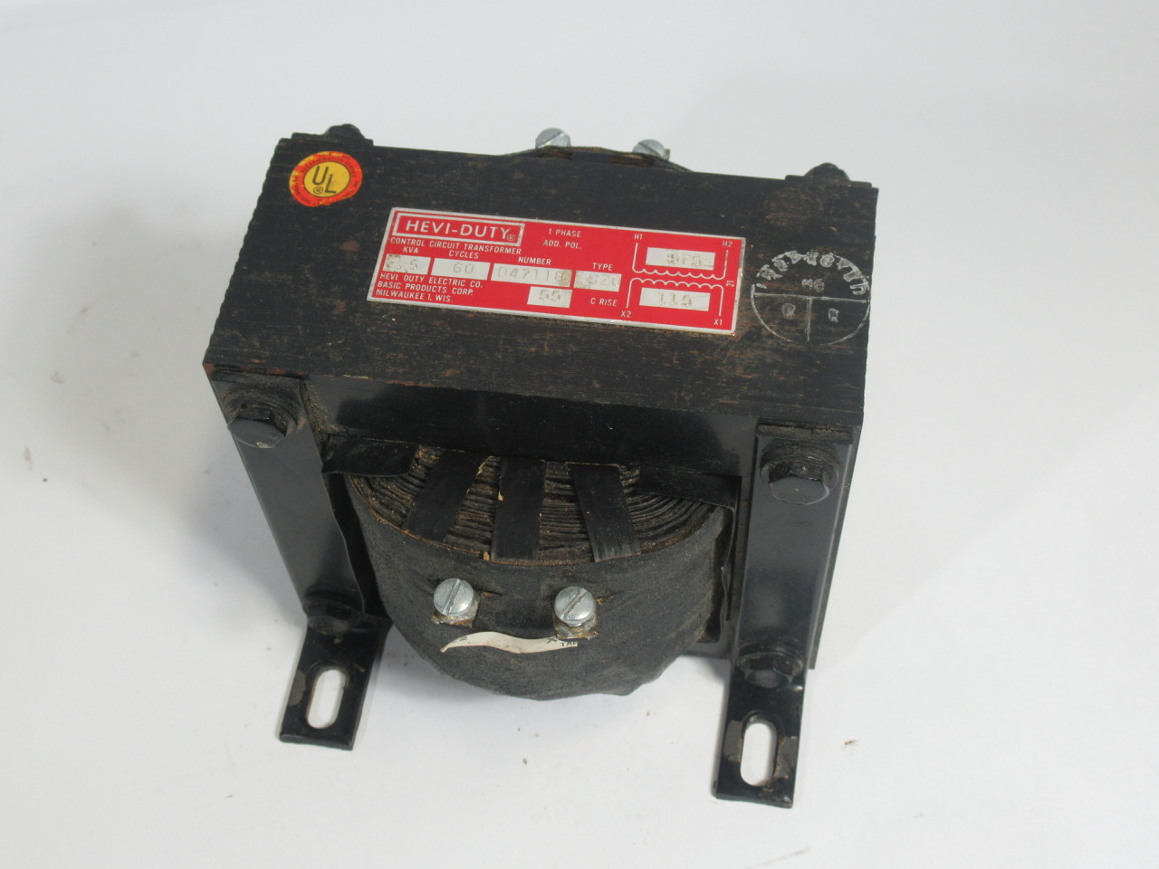 Hevi-Duty D47118 Control Circuit Transformer 0.5kVA Pri.575V Sec.115V USED