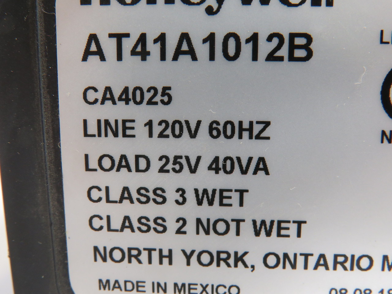 Honeywell AT41A1012B Foot Mounted Transformer 40VA 120V 25V SHELF WEAR ! NOP !