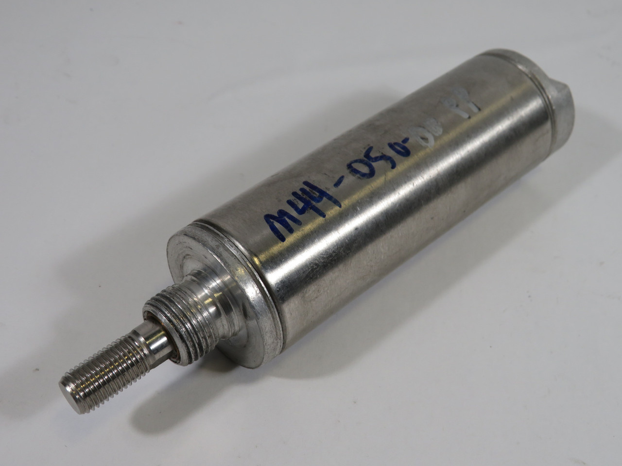MacNeil D-99272-A-2 Air Cylinder 44-050-00-PP 1-1/2" Bore 2" Stroke USED