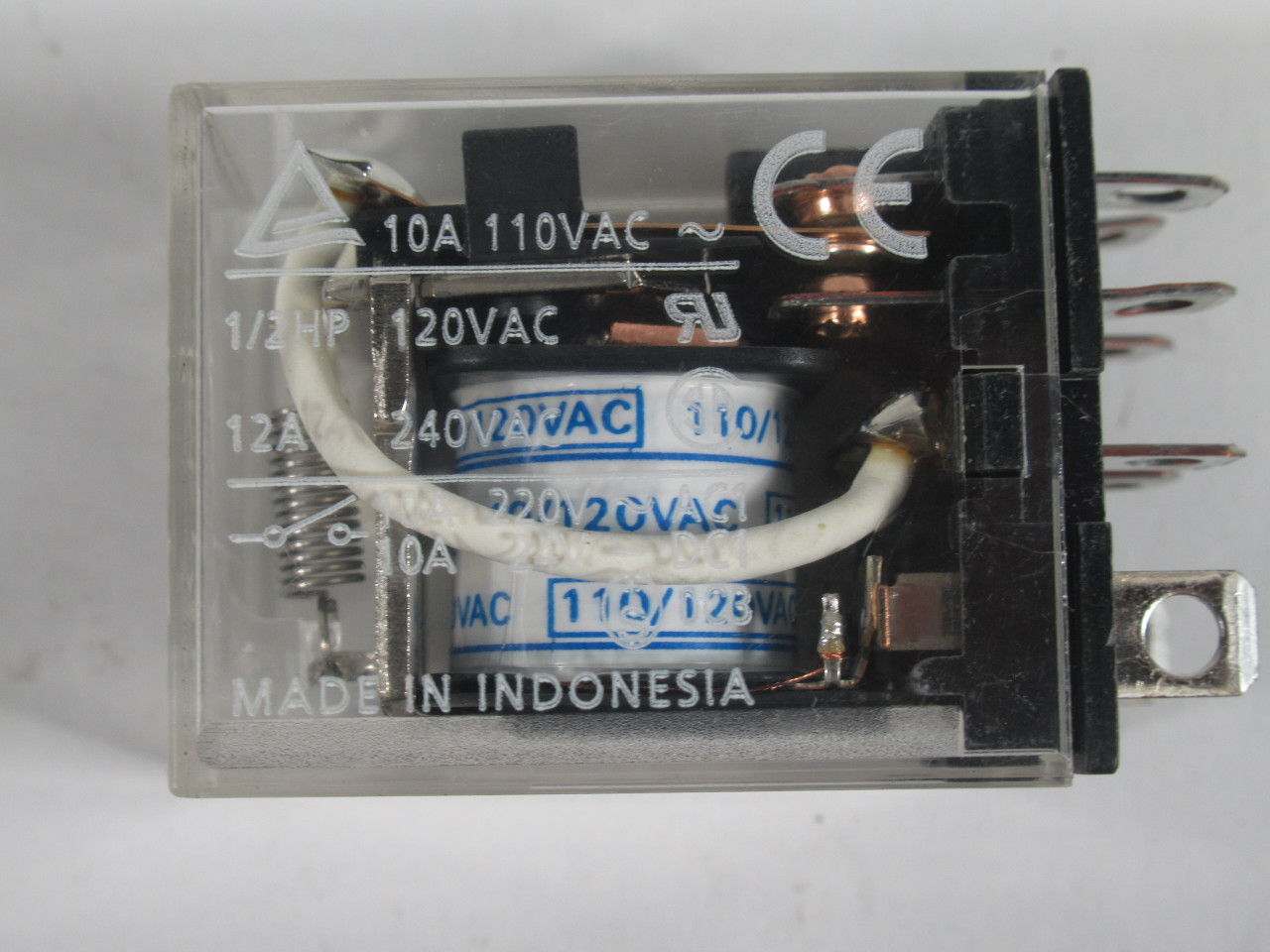 Omron LY2-110/120VAC Relay Coil 110/120VAC 10A 110VAC 8-Pin USED