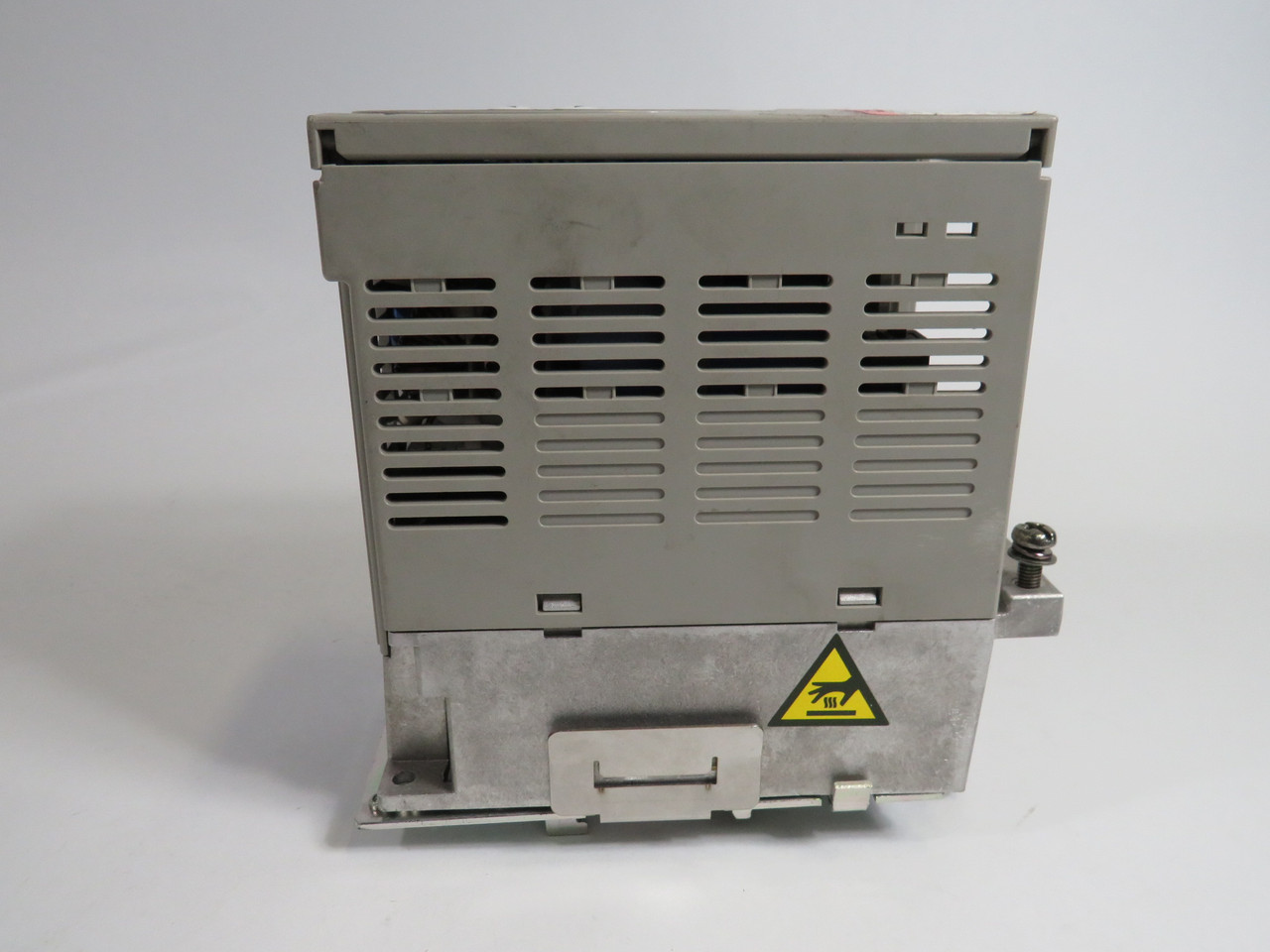 Telemecanique ATV31H075M2 Variable AC Drive 1HP 1Ph 200/240V MISSING H/W USED