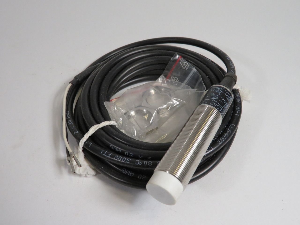 IFM IG6060 Inductive Sensor 10-55VDC 300mA 8mmD IGA2008-FRKG *DMG Box* ! NEW !