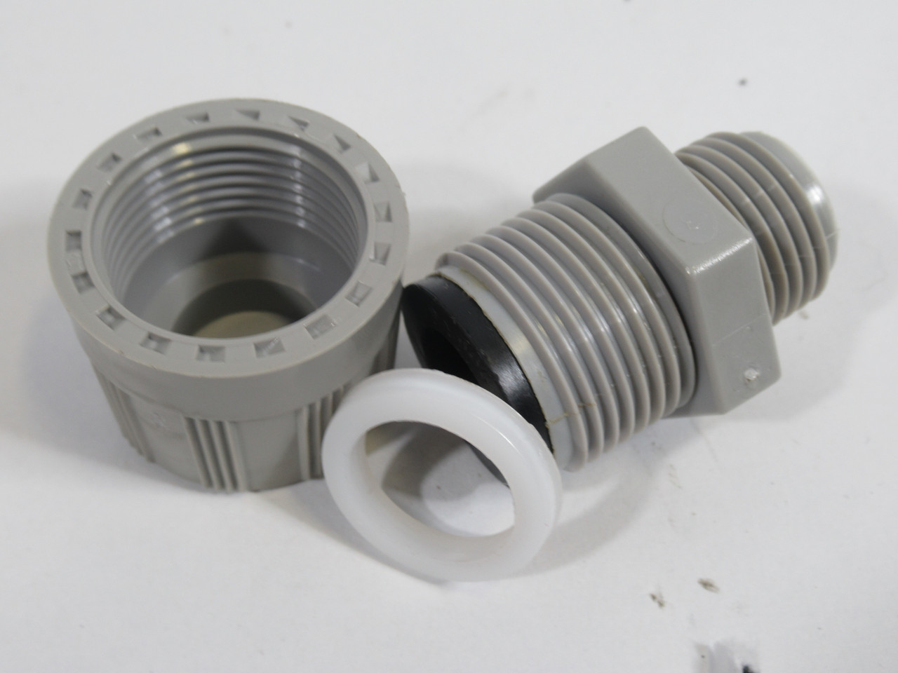 Woodhead 130097-0327 (5534W) Max-Logic Cord Seal Male 1/2"NPT USED