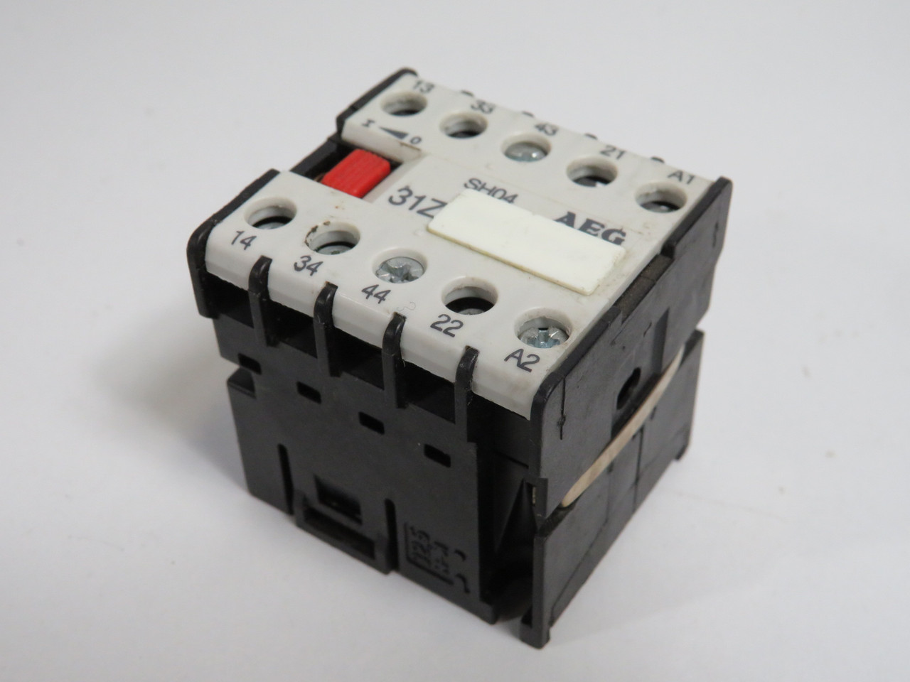 AEG SH04.31Z Auxiliary Contactor 24VDC 3NO 1NC USED