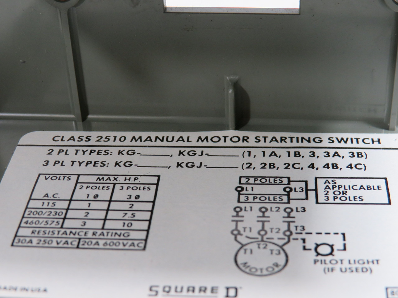 Square D 2510-KG1 Enclosed Manual Motor Starter 2P 1Ph MISSING SCREWS USED