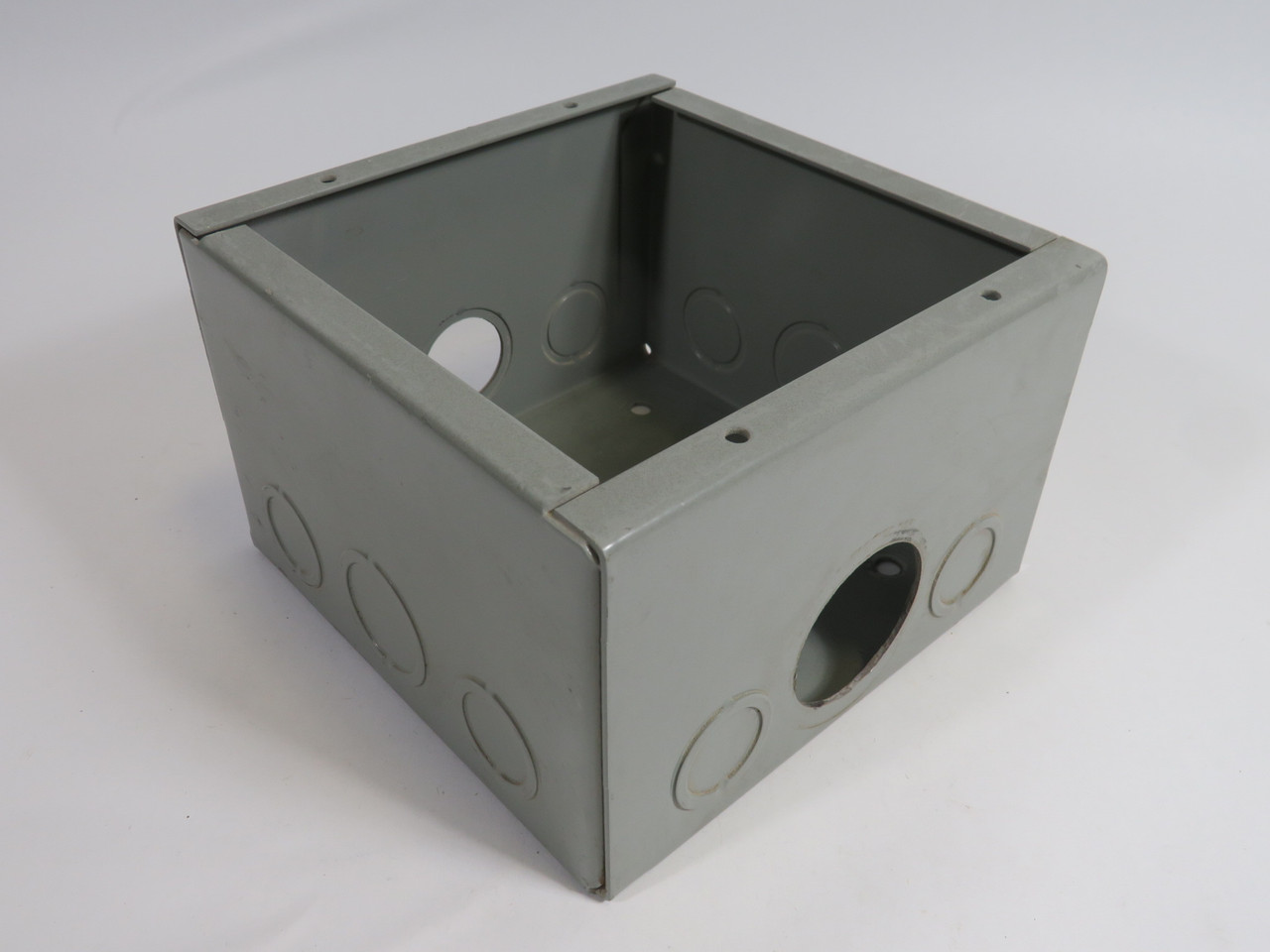 Generic Enclosure Box 6x6x4" No Cover 2 Knockouts USED