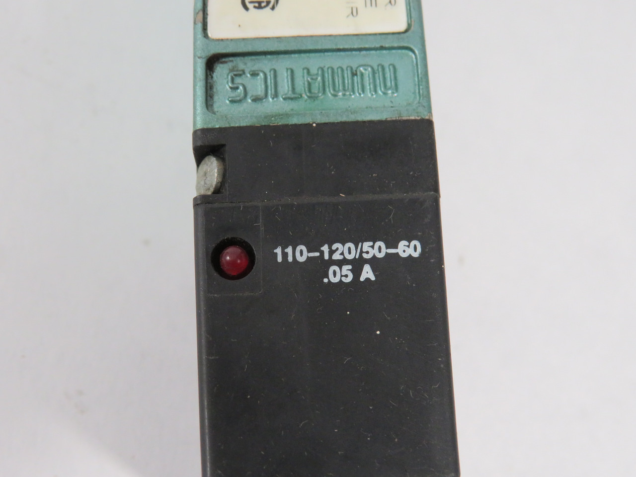 Numatics 061BB600K Solenoid Valve 110/120VAC 50/60Hz USED