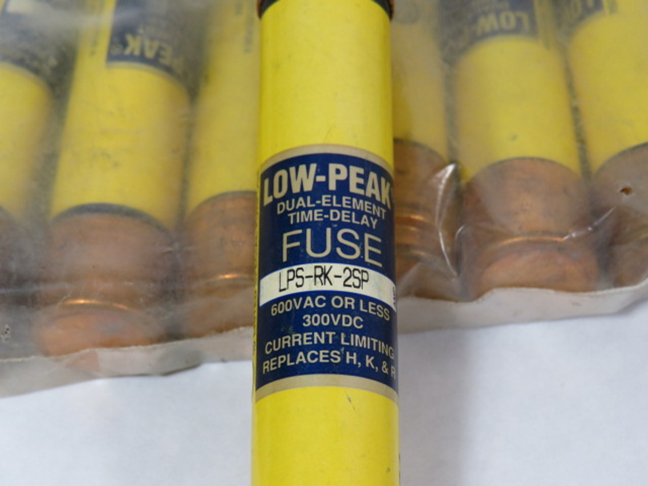 Low-Peak LPS-RK-2SP Dual Element Fuse 2A 600V Lot of 10 USED