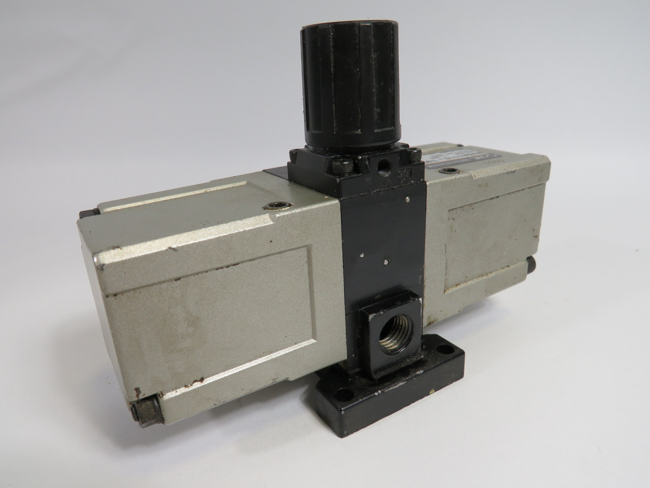 SMC NVBA1110-T02 VBA Booster Regulator 14-140psi/280psi USED