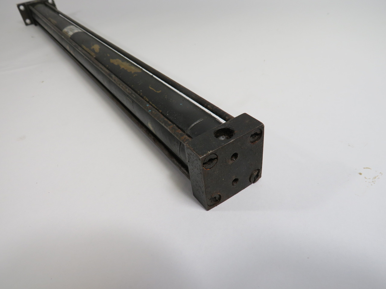 Parker 1.00CUS16C18.0 Air Cylinder 1" Bore 18" Stroke SHELF WEAR USED