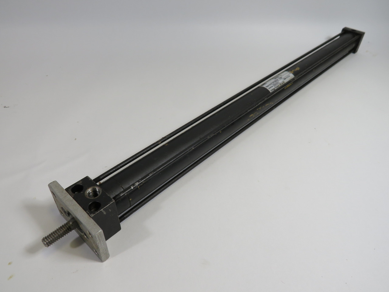 Parker 01.00-CUSU16C-18.000 Air Cylinder 1"B 18"S NO NUT/SHELF WEAR USED