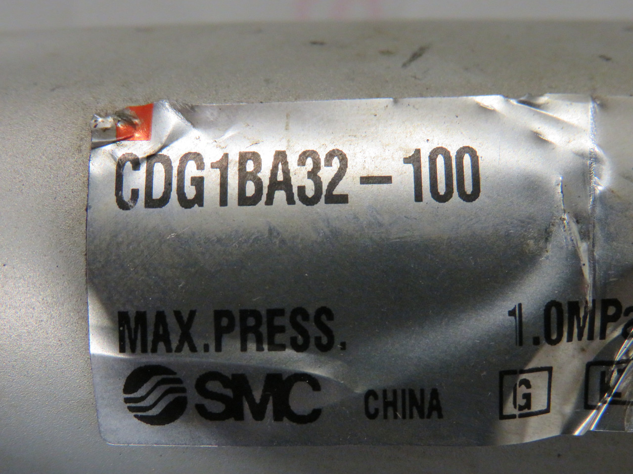 SMC CDG1BA32-100 Air Cylinder 32mm Bore 100mm Stroke SHELF WEAR USED