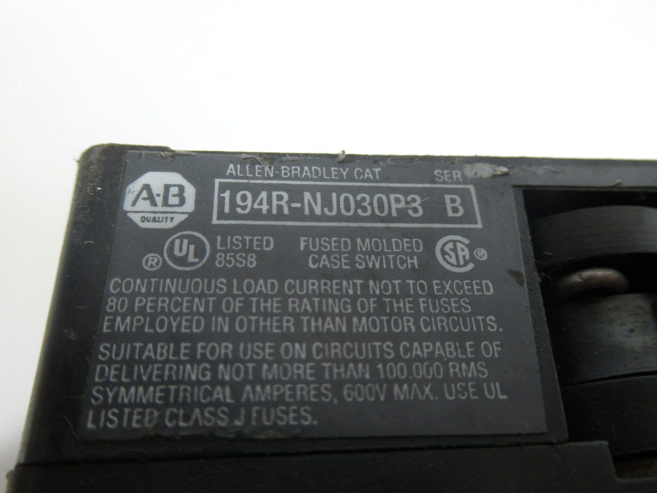 Allen-Bradley 194R-NJ030P3 Disconnect Switch Series B 30A 15 1/4" Shaft USED