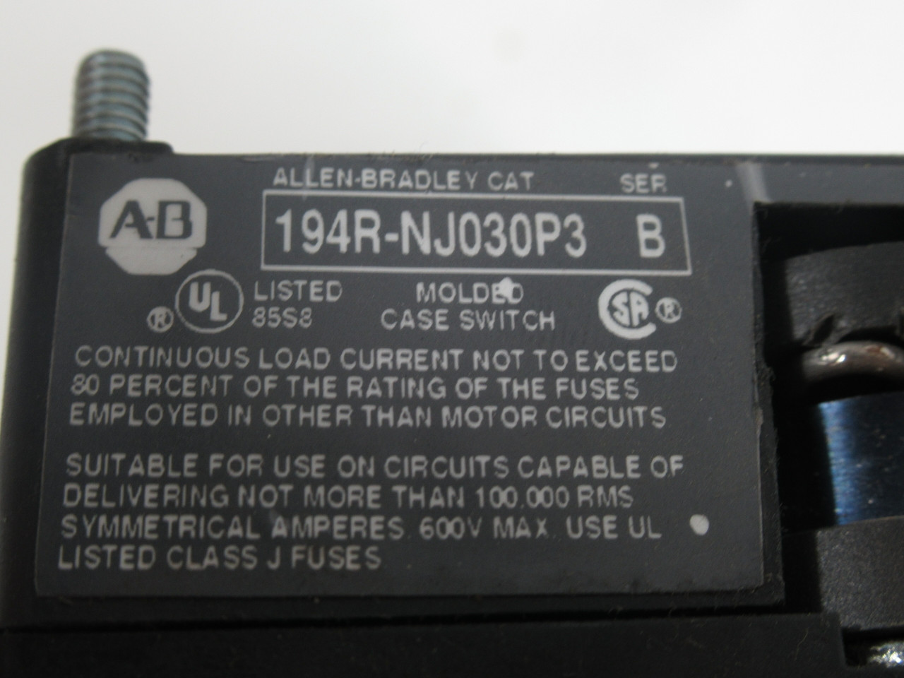 Allen-Bradley 194R-NJ030P3 Disconnect Switch Series B 30A 16 3/4" Shaft USED
