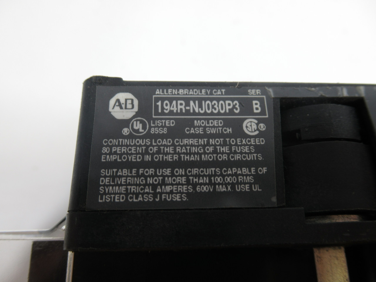 Allen-Bradley 194R-NJ030P3 Disconnect Switch Series B 30A 10-1/4" Shaft USED
