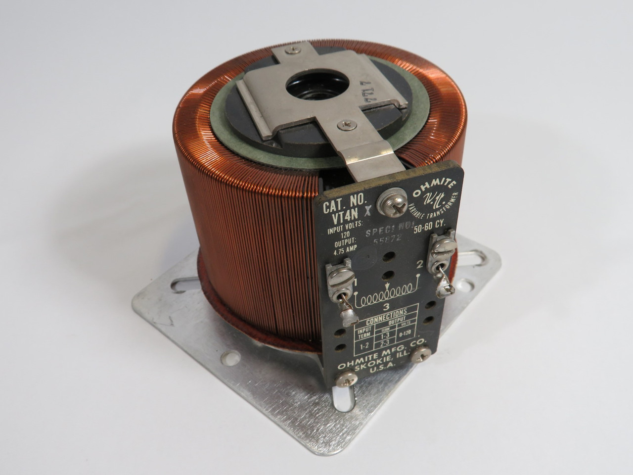 Ohmite VT4NX Variable Transformer 0-120V 4.75A 50/60Hz NO DIAL USED