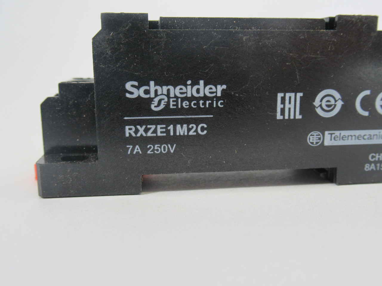 Schneider Electric RXZE1M2C Relay Socket 7A 250V 8-Blade USED