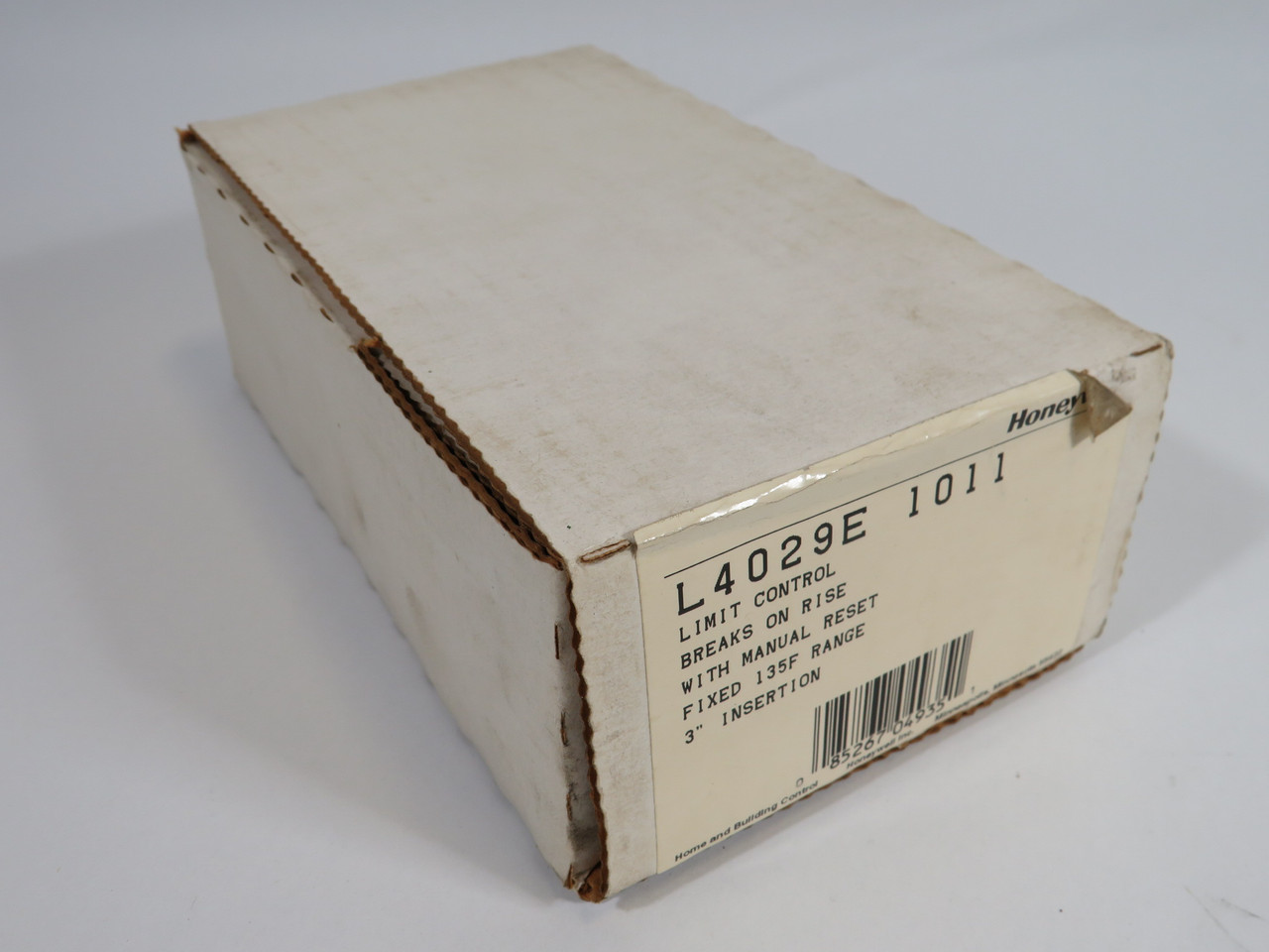 Honeywell L4029E-1011 Limit Switch 3" Insertion 135F Range ! NEW !