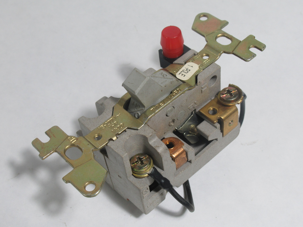 Square D 2510-FO1P Manual Motor Starter w/Indicator No Cover 115-277V USED