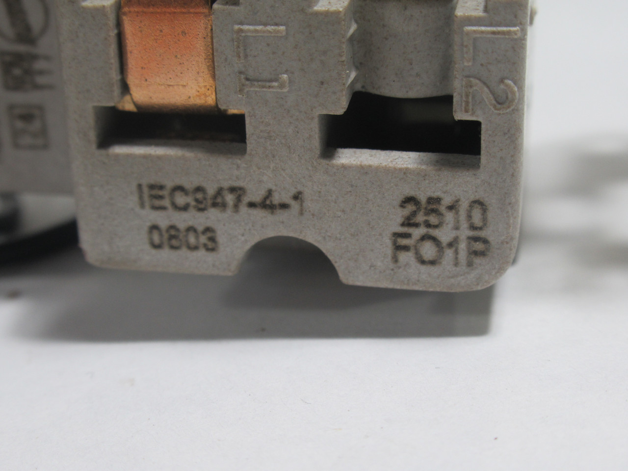 Square D 2510-FO1P Manual Motor Starter w/Indicator No Cover 115-277V USED