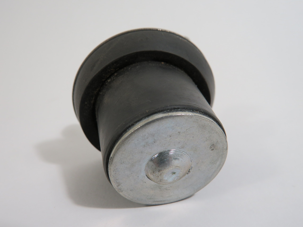 Cherne 272-566 Meta-Grip Plug w/ Wing Nut 1-1/2" USED