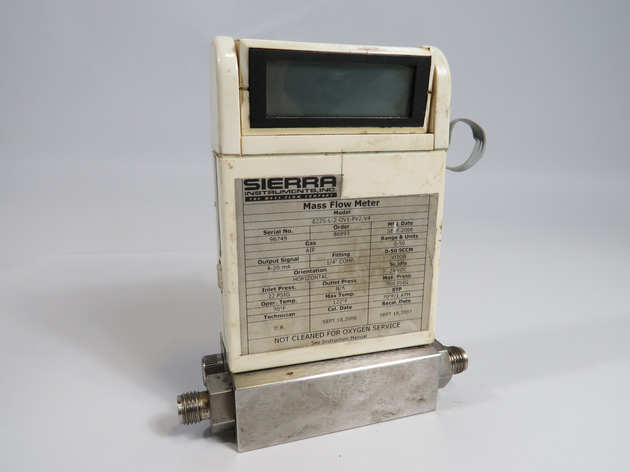 Sierra 822S-L-2-OV1-PV2-V4 Mass Flow Meter 24V 0-50SSCM SHELF WEAR USED