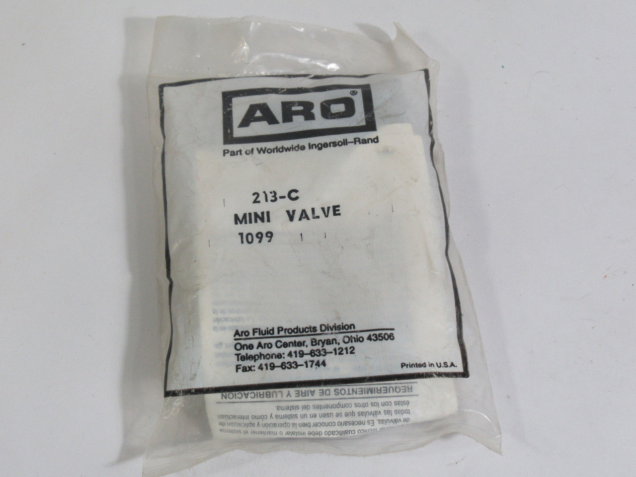 ARO 213-C Manual Control Valve 3 Way 2-Pos 1/8" NPT ! NEW !