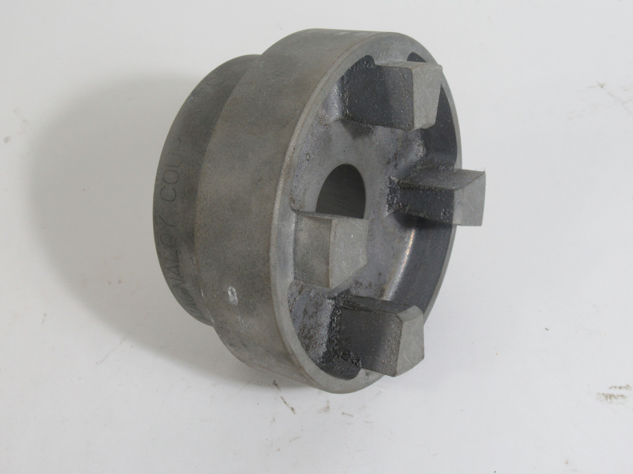 Magnaloy M500M3210 Jaw Coupling Hub 32mm Bore 10mm Keyway USED
