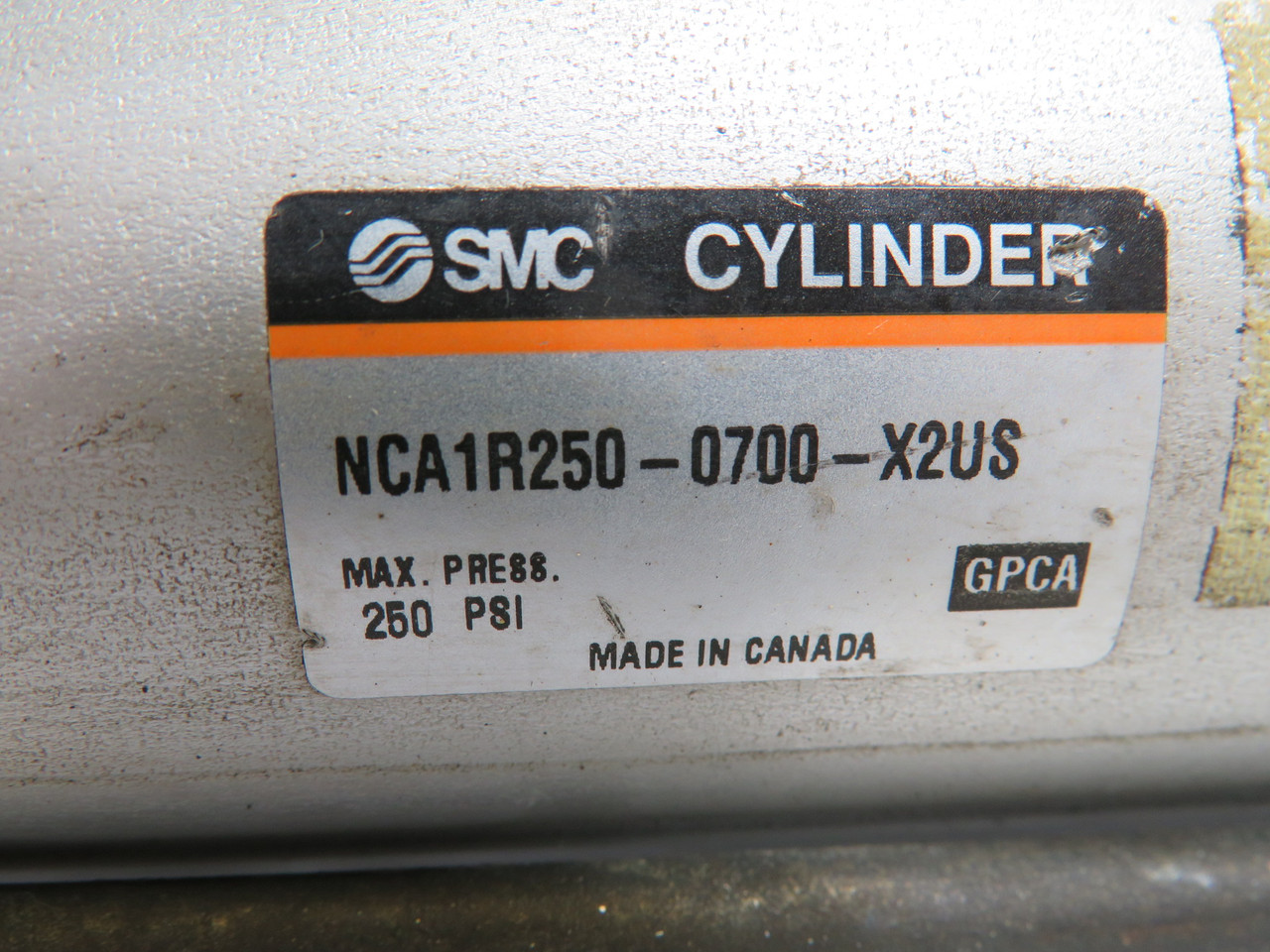 SMC NCA1R250-0700-X2US Med Duty Air Cylinder 2.5" B 7" S COSMETIC DMG USED
