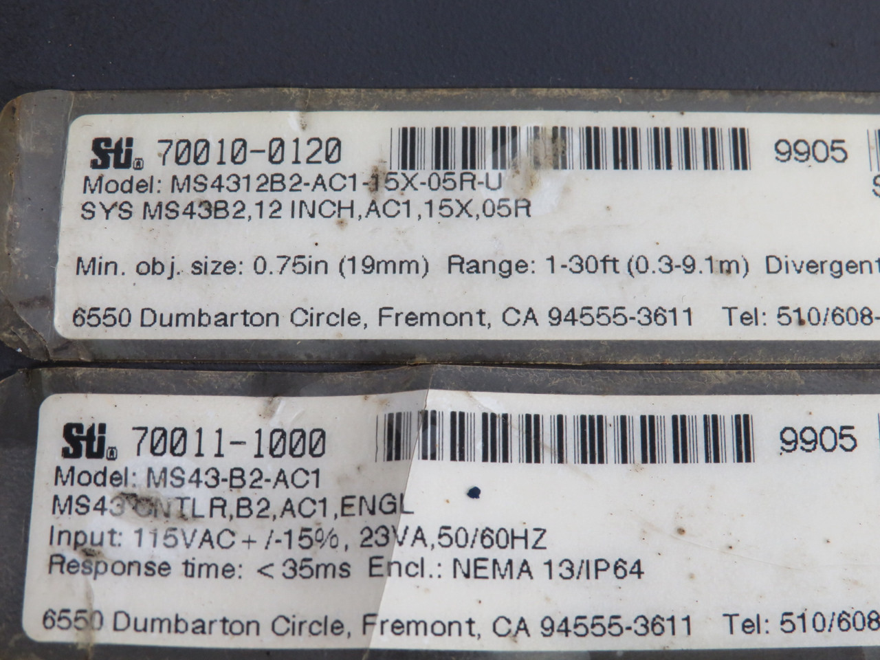 STI 70010-0120 70011-1000 Model 4300B-2 Light Curtain Controller SHELF WEAR USED