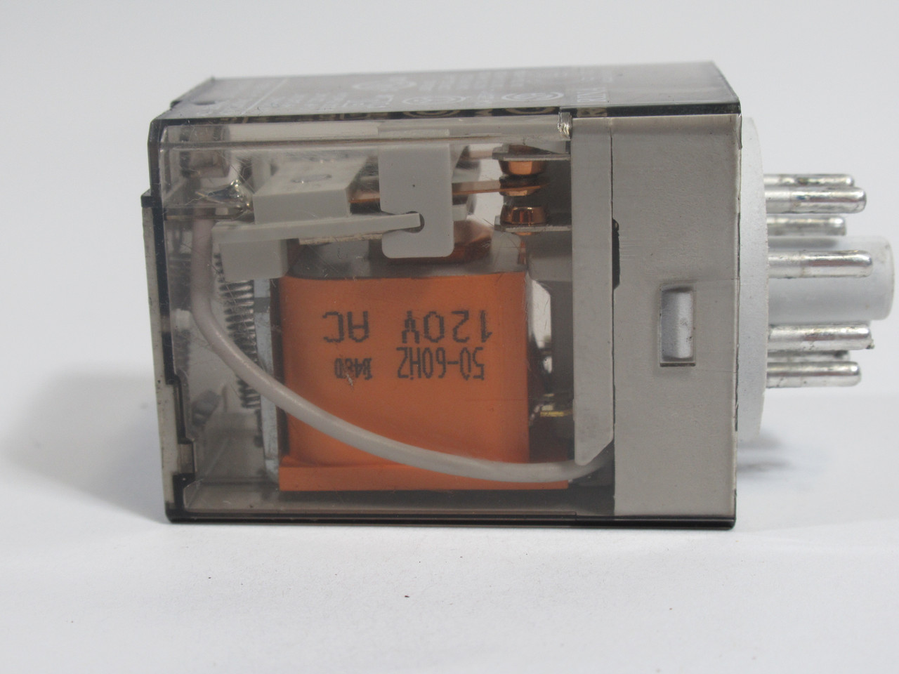 Allen-Bradley 700-HA32A1 Tube Base Relay Ser D 120VAC 50/60HZ 10A 250V USED