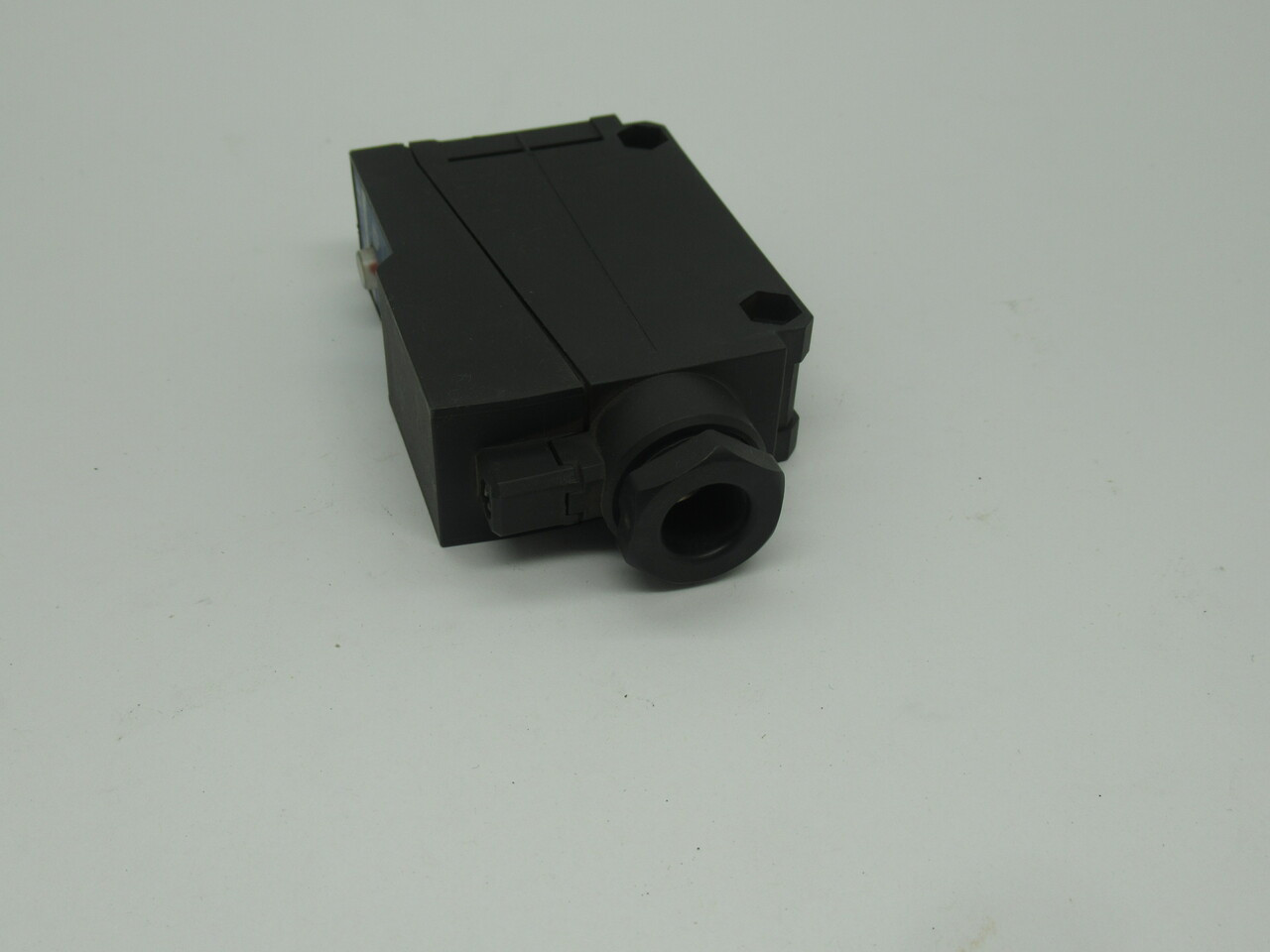 Idec ISF-D500TU Photoelectric Switch USED