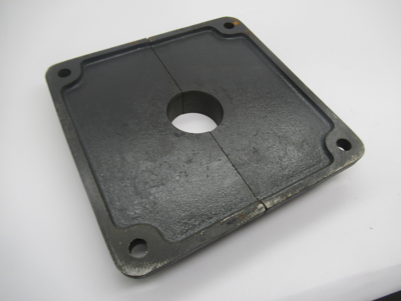 Generic RPE-34000 Steel Mounting Plate 11"x11" Frame 2-1/2" Bore USED