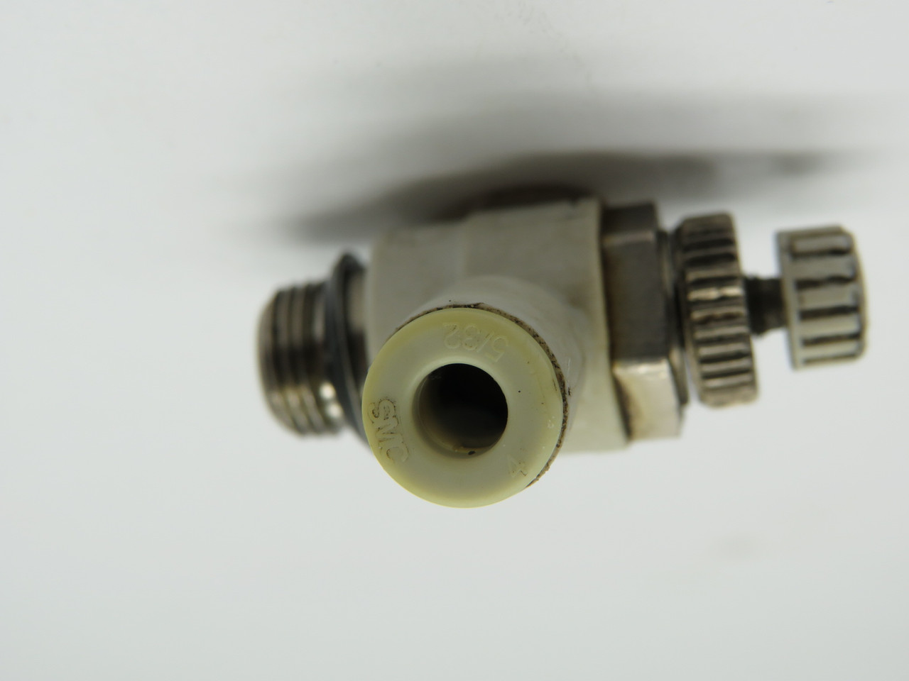 SMC AS2201F-U01-04 Speed Controller Elbow 1/8" Uni Thread 4mm Tubing OD USED