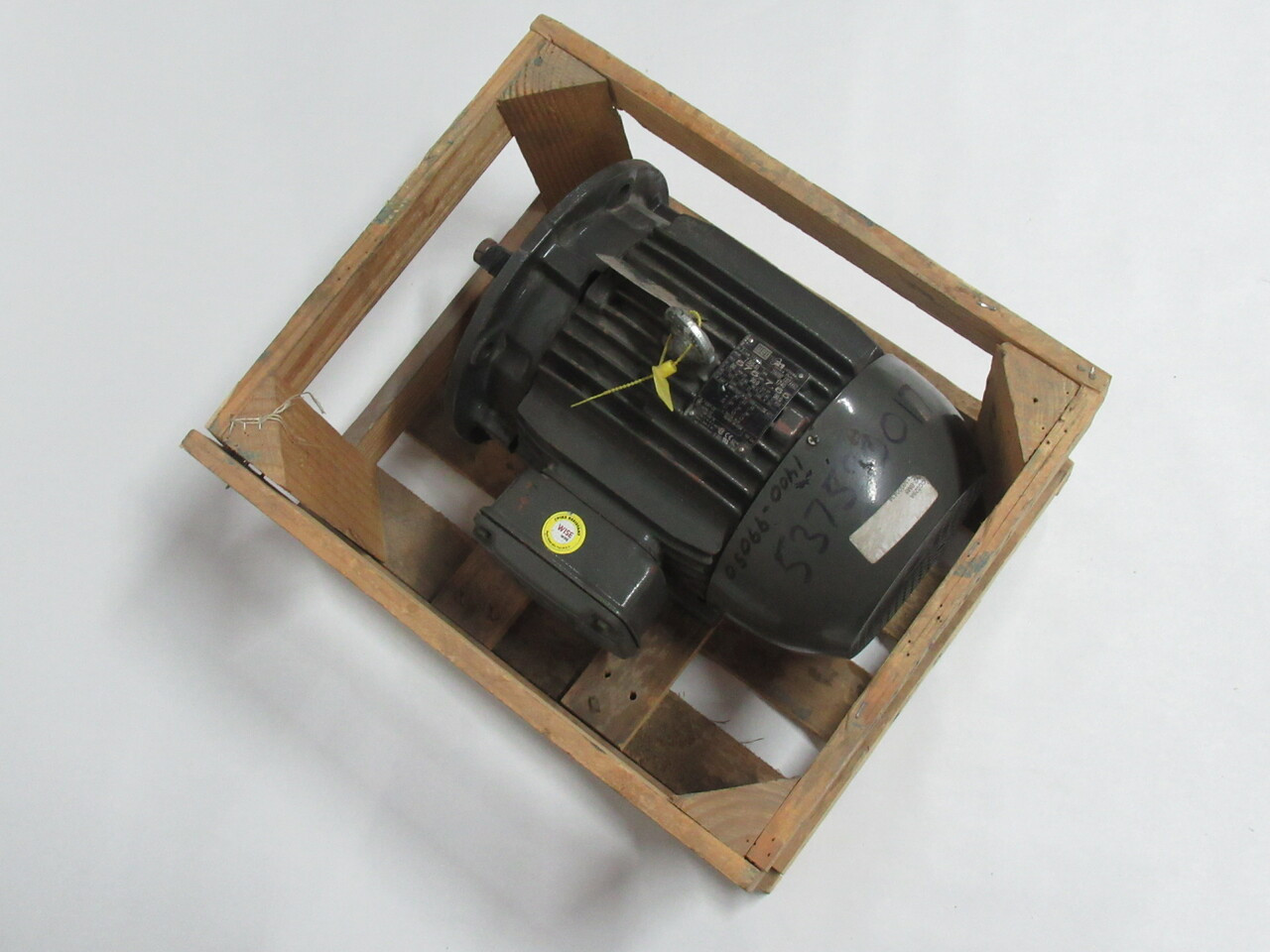 Weg CC029A 7.5HP 1740RPM 575V 112MA TEFC 3Ph 7.65A 60Hz USED