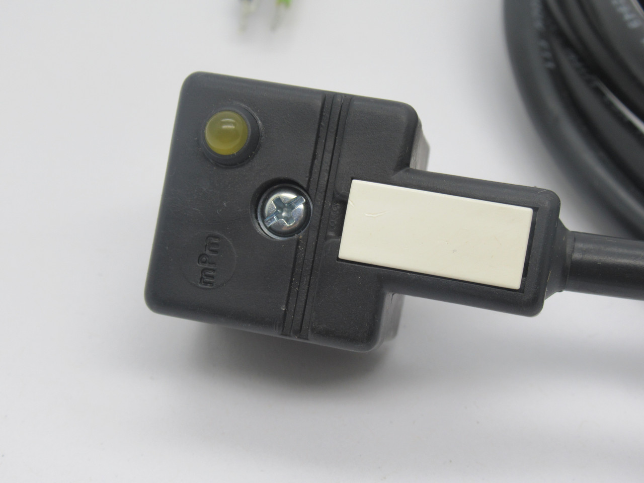 Molex E452A3A30012C4H Valve Connector Assy 24V 5A 3m Cable 2Pole Amber LED NOP