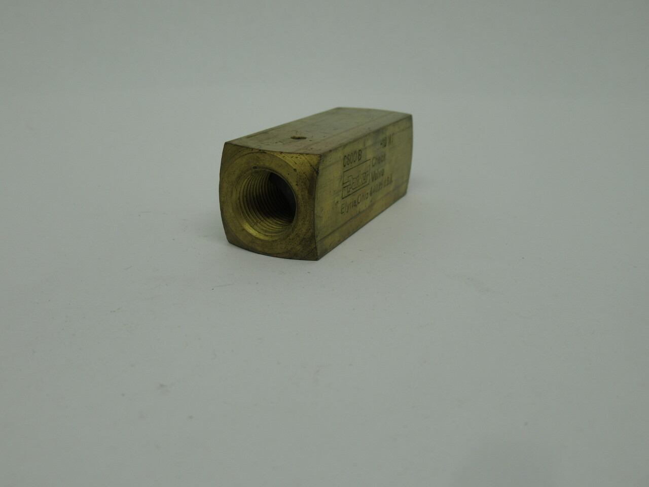 Parker C600B Check Valve Ser C 8GPM 3/8NPT 2000 psi 5 bar Brass SHELF WEAR NOP