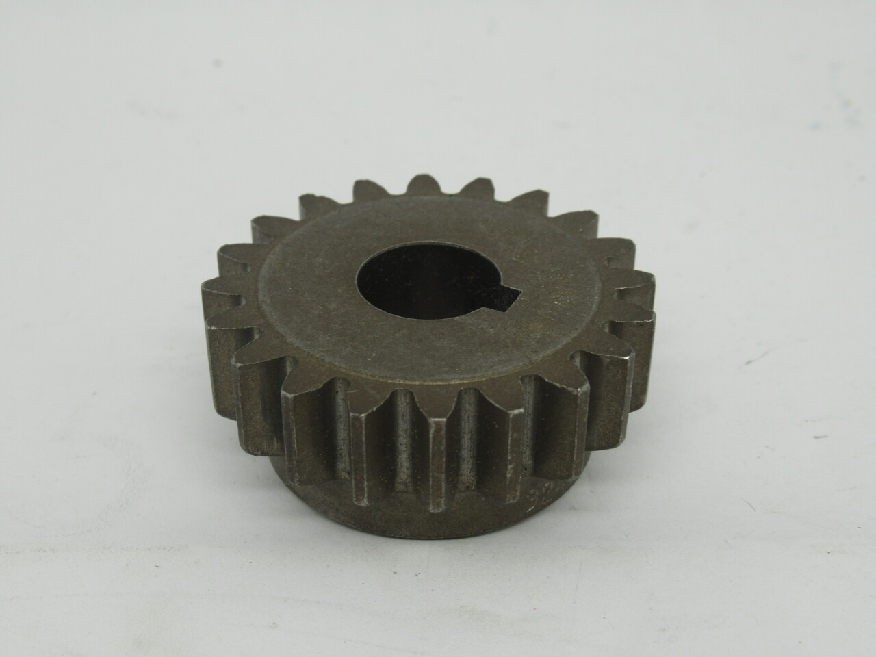 Generic 32462-2-015 Gear Coupling 20 Teeth 5/8"Bore 2"OD 7/8"LTB SHELF WEAR USED