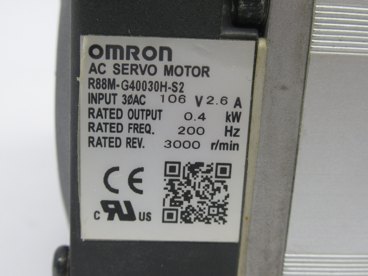 Omron R88M-G40030H-S2 AC Servo Motor 0.4kW 3000RPM 106V 2.6A 200Hz AS IS