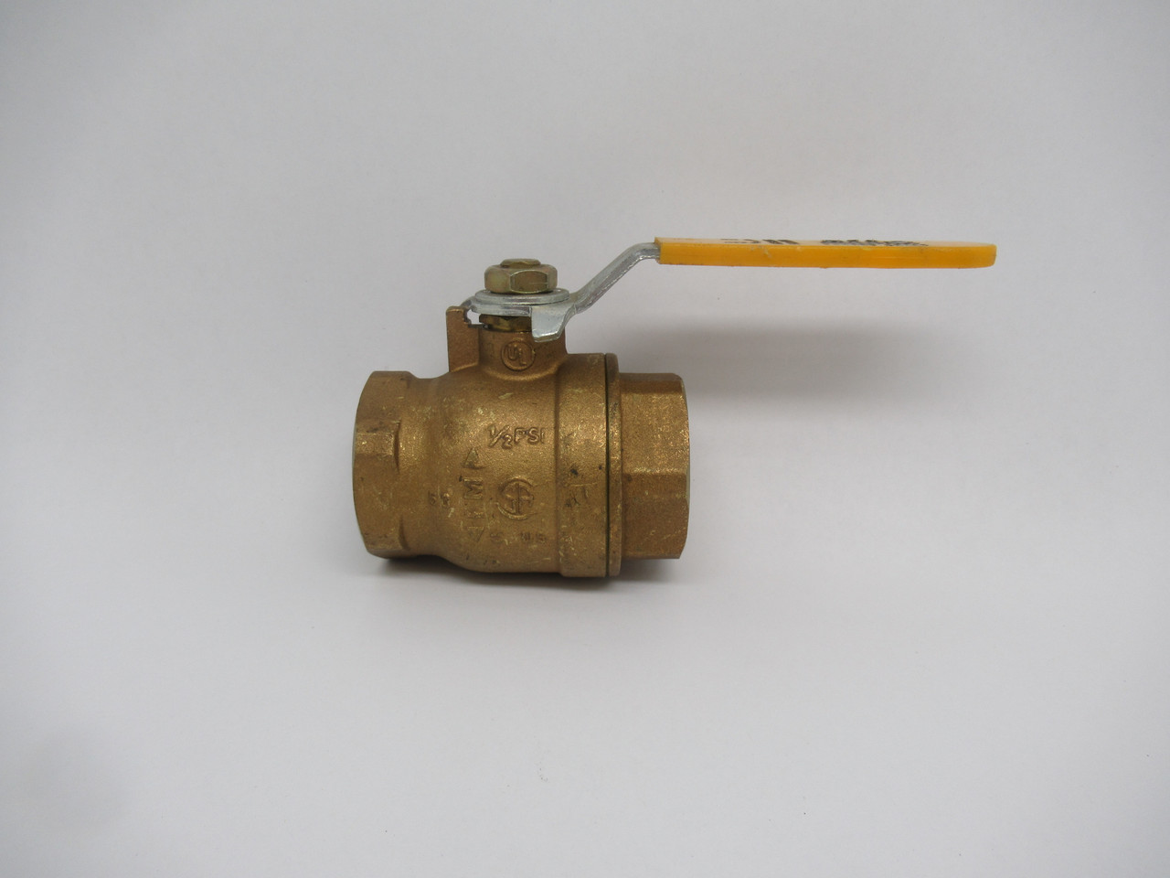 Boshart 0825-15NL 1-1/2" FPT Full Port No Lead Brass Ball Valve USED